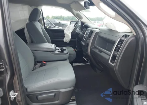 2018 Ram 1500 Tradesman 4X2 6'4 Box из США, поврежденный, VIN 1C6RR6FT8JS234613